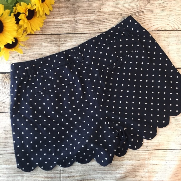 🔥SOLD🔥J CREW • Navy Polkadot Detail Short - Picture 5 of 6